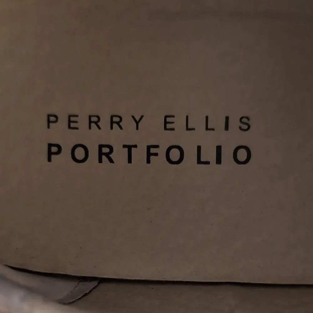 Perry Ellis Brown Oxford Shoes with Dark Soles